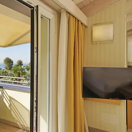 Hotel Caesius Thermae & 4*