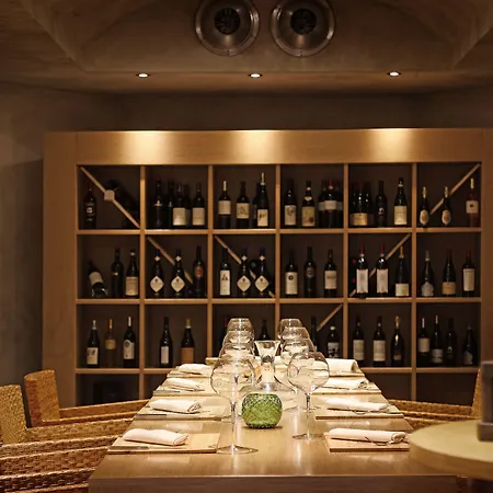 Caesius Thermae & 4*