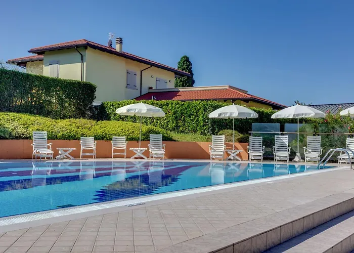 מלון Caesius Thermae & 4*