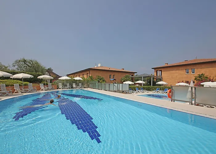 מלון Caesius Thermae & 4*