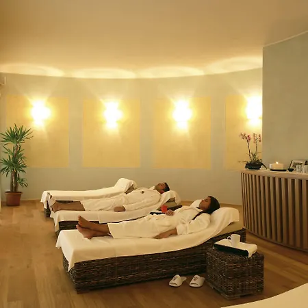 Caesius Thermae & 4*